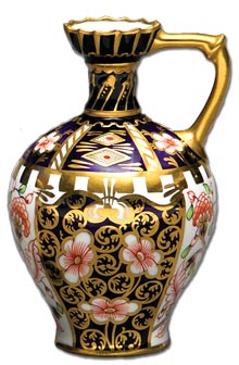 Royal crown derby imari pattern vase