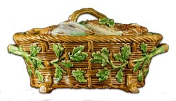 Minton Majolica Pie Dish