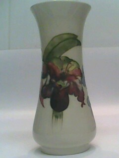 Moorcroft Vase full face 3