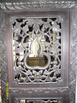 Chinese Curio upper side panel