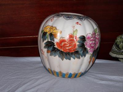 Antique Chinese Vase 2 Design