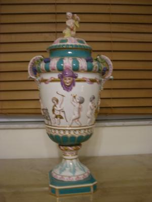 Capodimonte Style Vase Front