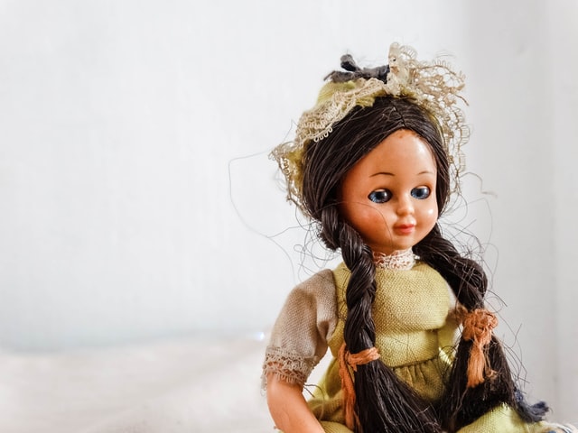 What is the difference between porcelain and bisque dolls? – JST Design