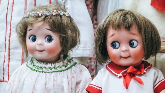 What is the difference between porcelain and bisque dolls? – JST Design